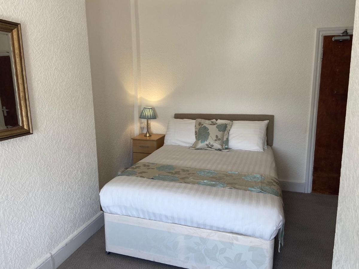 The Shelbourne (Adults Only) Hotel Llandudno Bagian luar foto